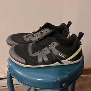 Black Prio Neo Zero Drop Athletic Shoes